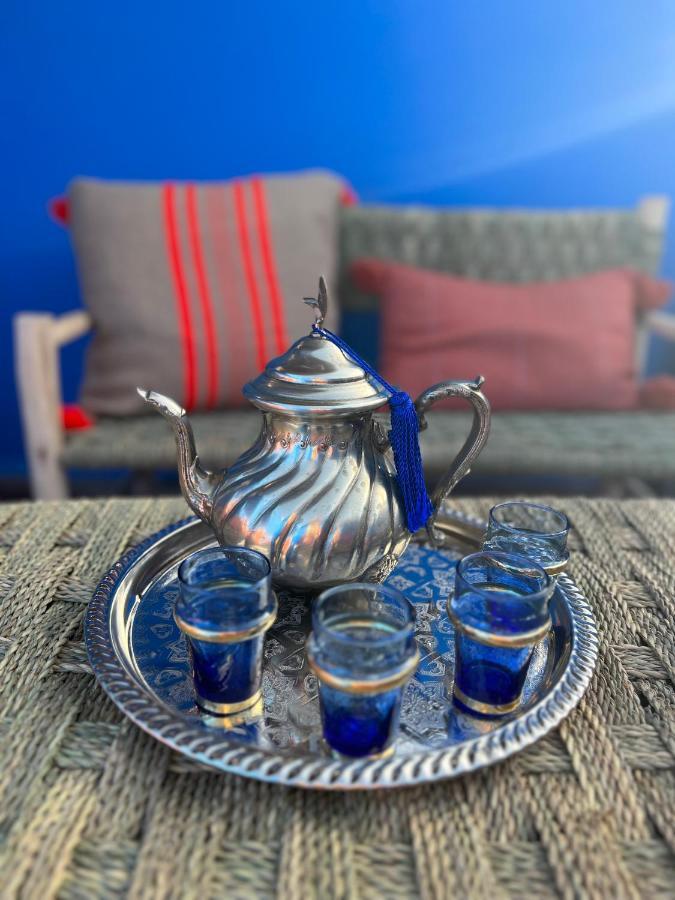 Maison Riad Traditionnel Idealement Situe A Marrakech Marrakesh Bagian luar foto